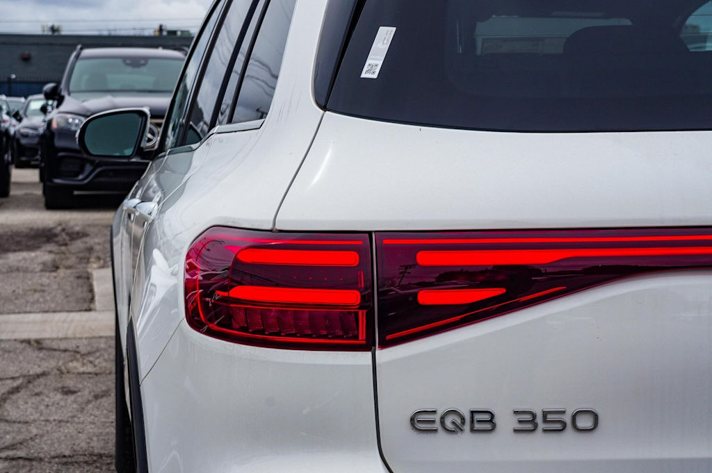 Thumbnail: 2025 Mercedes-Benz EQB - 23