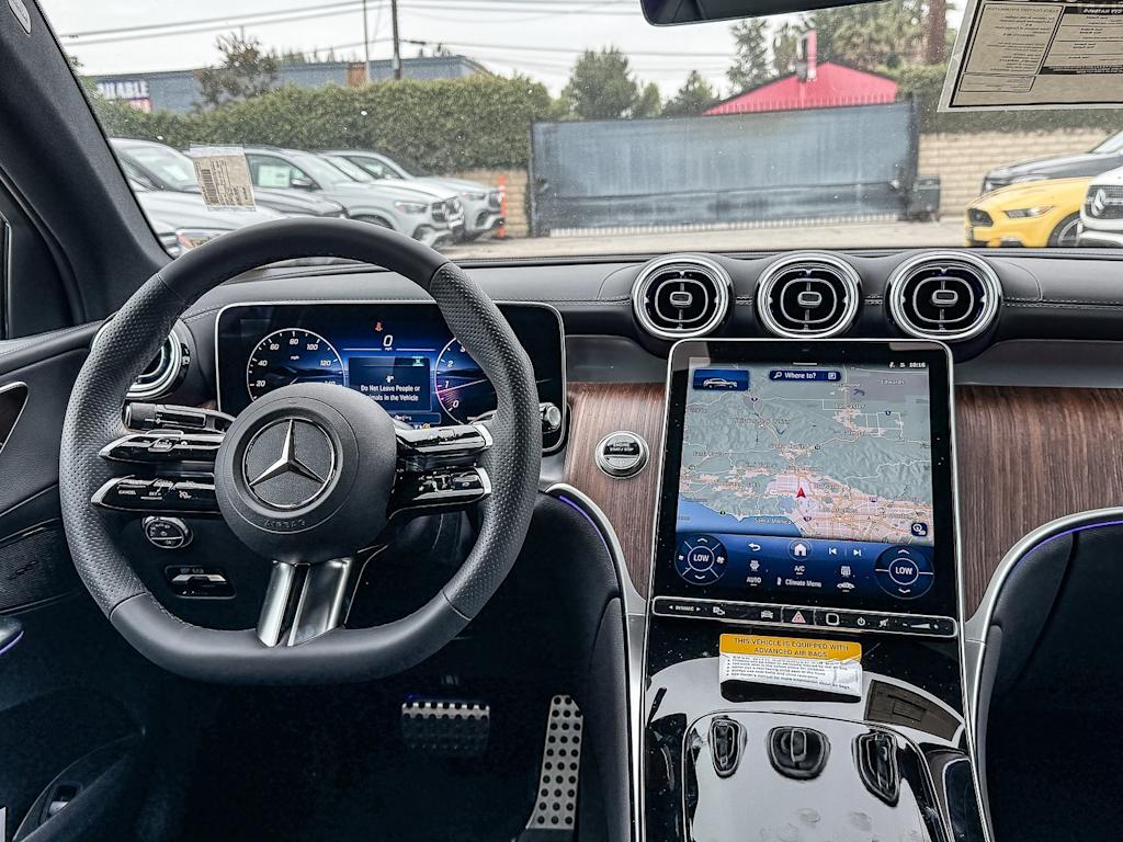 Thumbnail: 2025 Mercedes-Benz GLC - 7