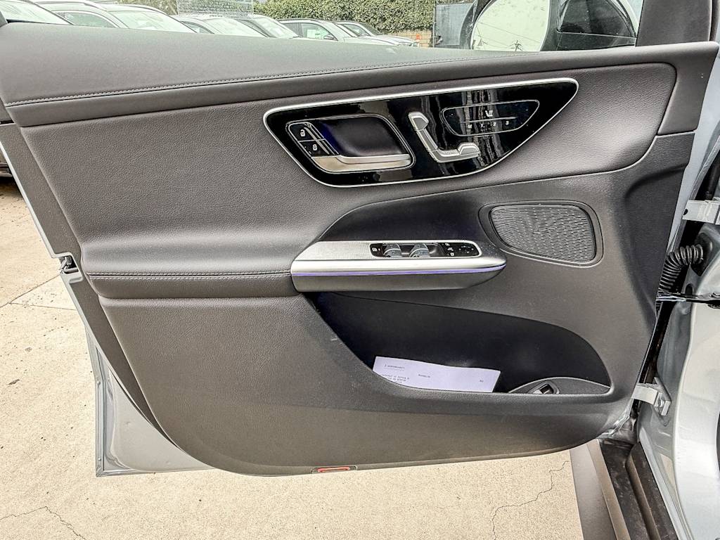 Thumbnail: 2025 Mercedes-Benz GLC - 23