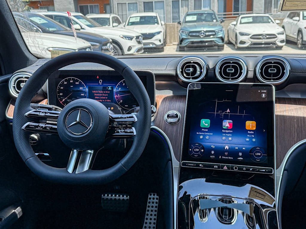 Thumbnail: 2025 Mercedes-Benz GLC - 8