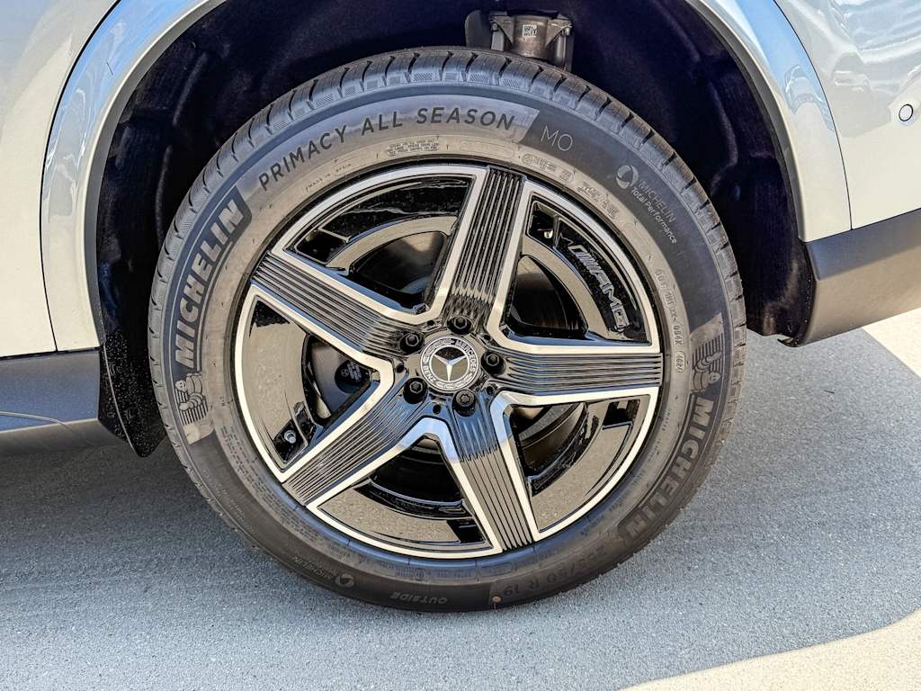 Thumbnail: 2025 Mercedes-Benz GLC - 6