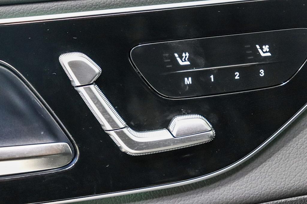 Thumbnail: 2026 Mercedes-Benz GLC - 25