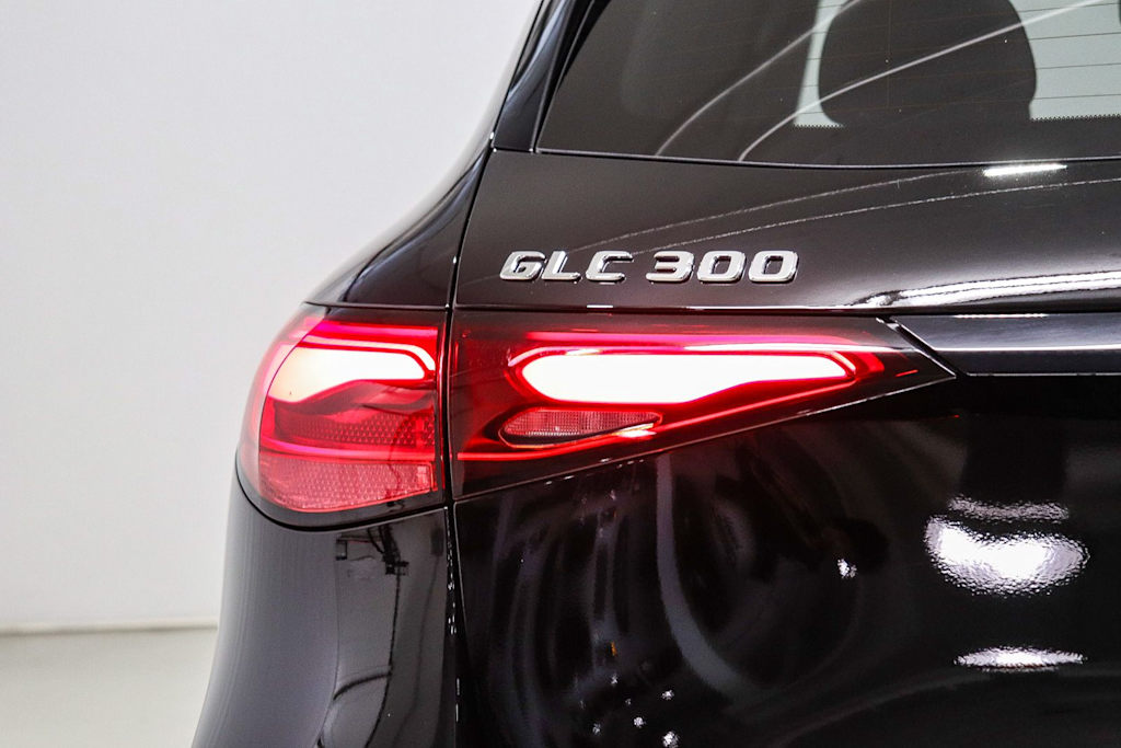 Thumbnail: 2026 Mercedes-Benz GLC - 5