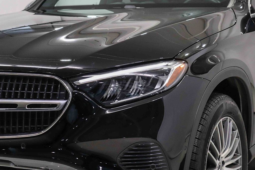 Thumbnail: 2026 Mercedes-Benz GLC - 18