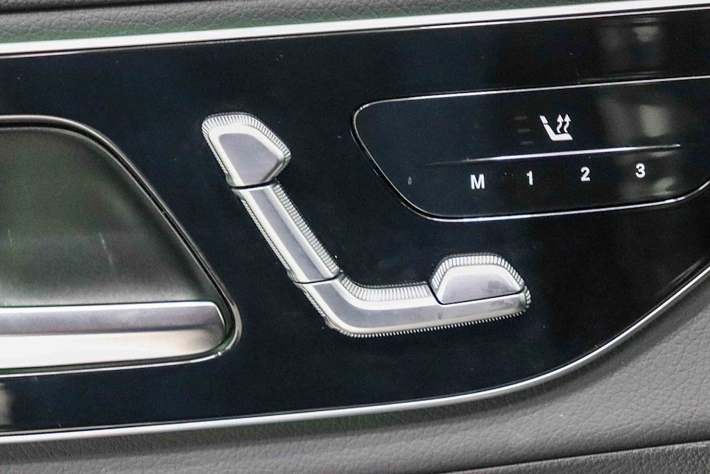 Thumbnail: 2026 Mercedes-Benz GLC - 25
