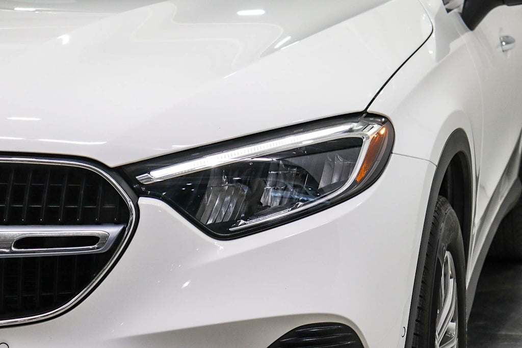 Thumbnail: 2024 Mercedes-Benz GLC - 19