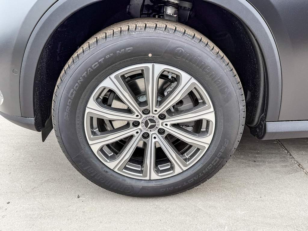 Thumbnail: 2025 Mercedes-Benz GLC - 22