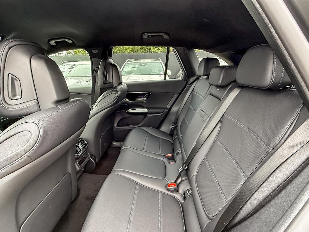 Thumbnail: 2025 Mercedes-Benz GLC - 13