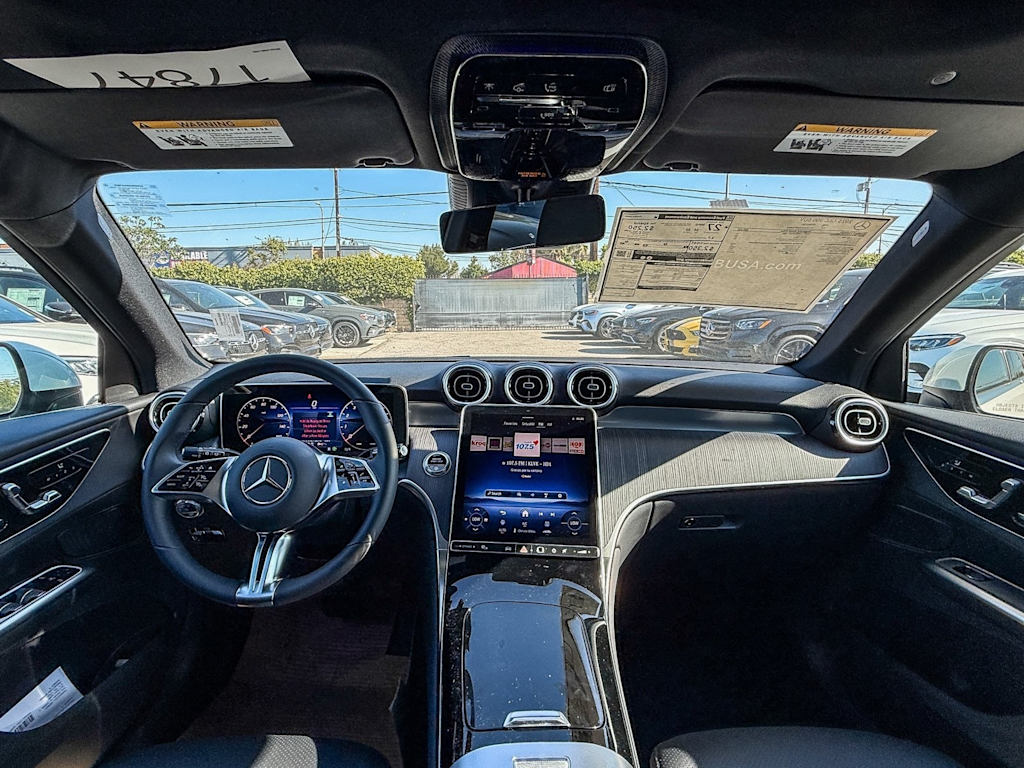 Thumbnail: 2025 Mercedes-Benz GLC - 2