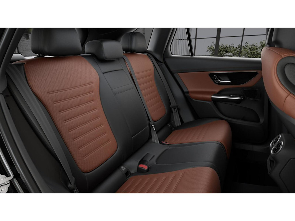 Thumbnail: 2025 Mercedes-Benz GLC - 8