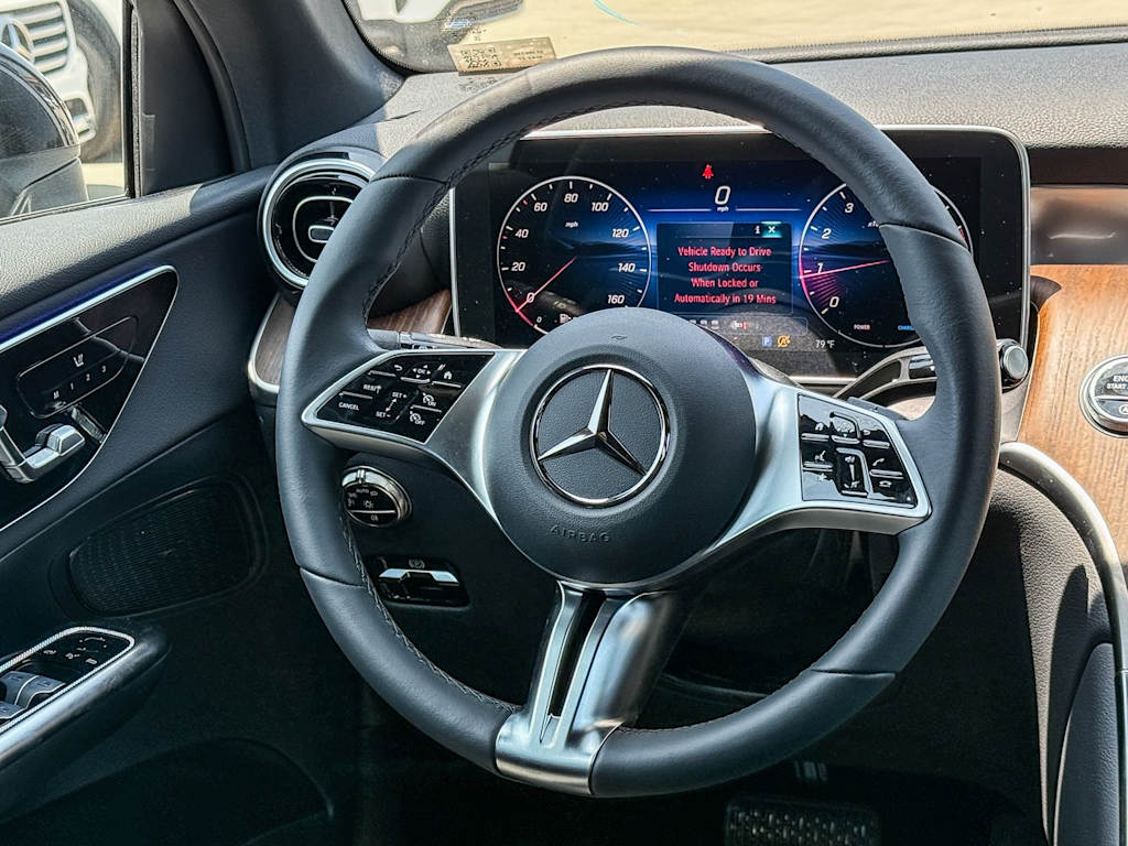Thumbnail: 2025 Mercedes-Benz GLC - 11