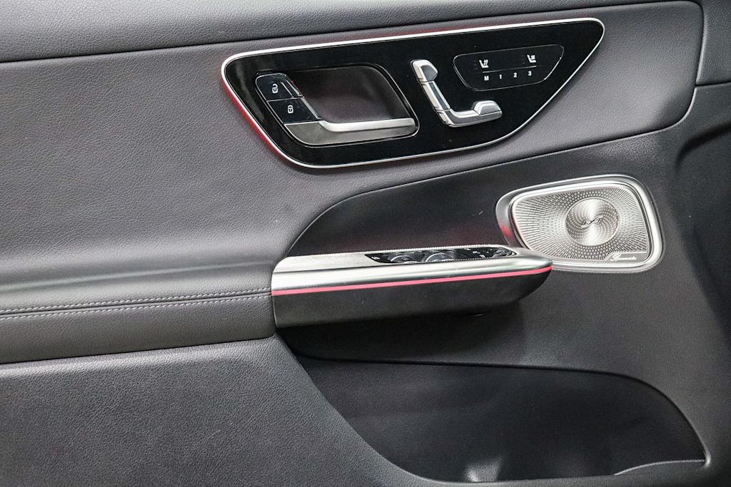 Thumbnail: 2026 Mercedes-Benz GLC - 26