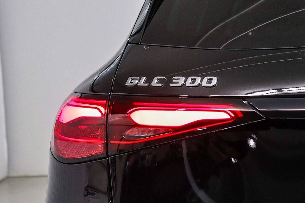 Thumbnail: 2026 Mercedes-Benz GLC - 5