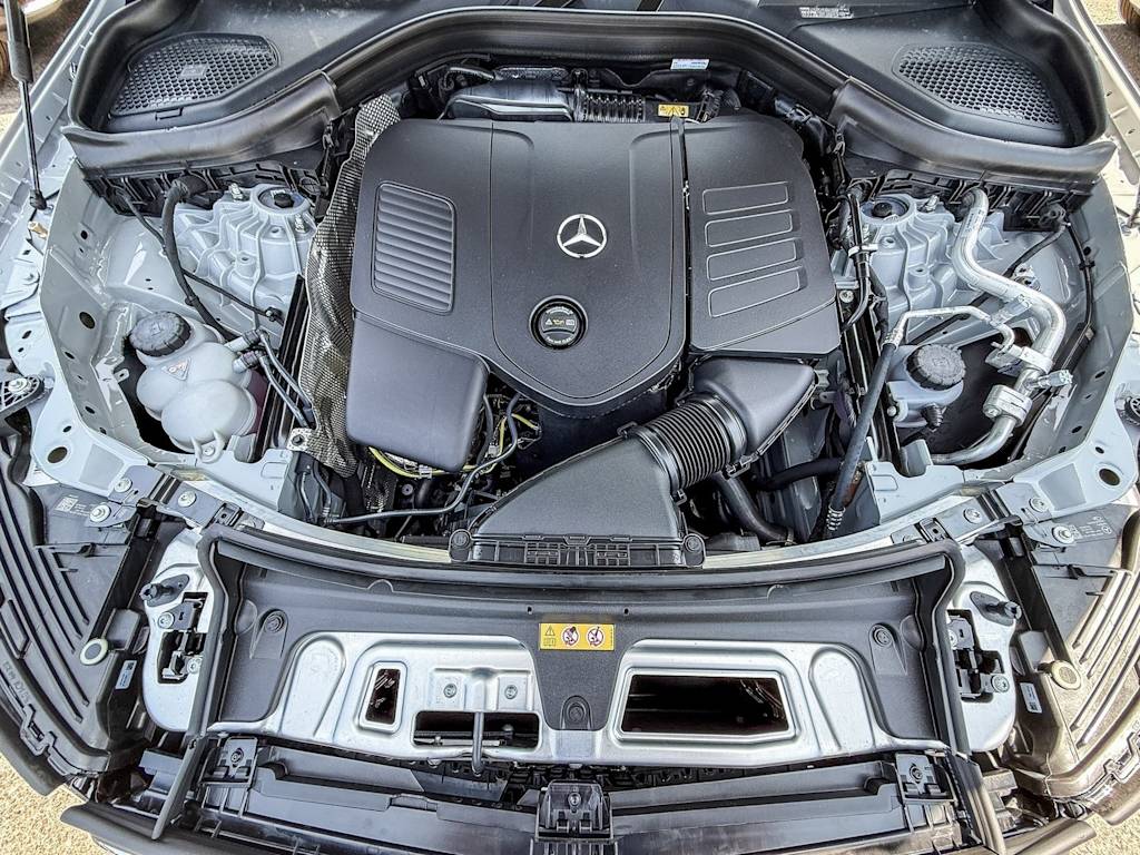 Thumbnail: 2025 Mercedes-Benz GLC - 7