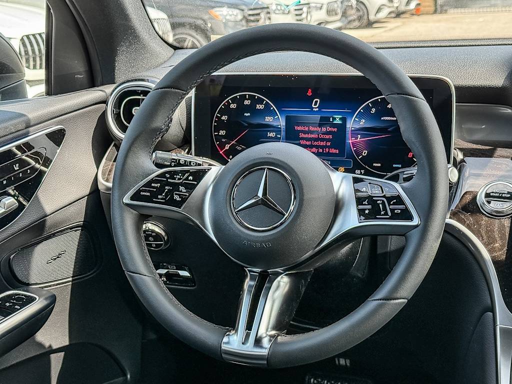 Thumbnail: 2025 Mercedes-Benz GLC - 12