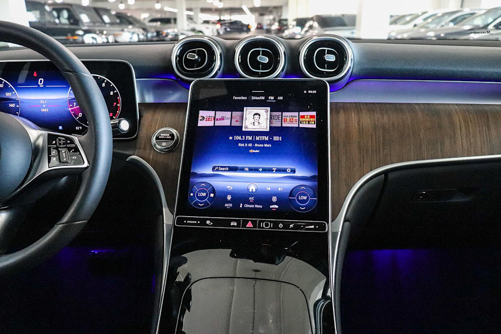 Thumbnail: 2026 Mercedes-Benz GLC - 8