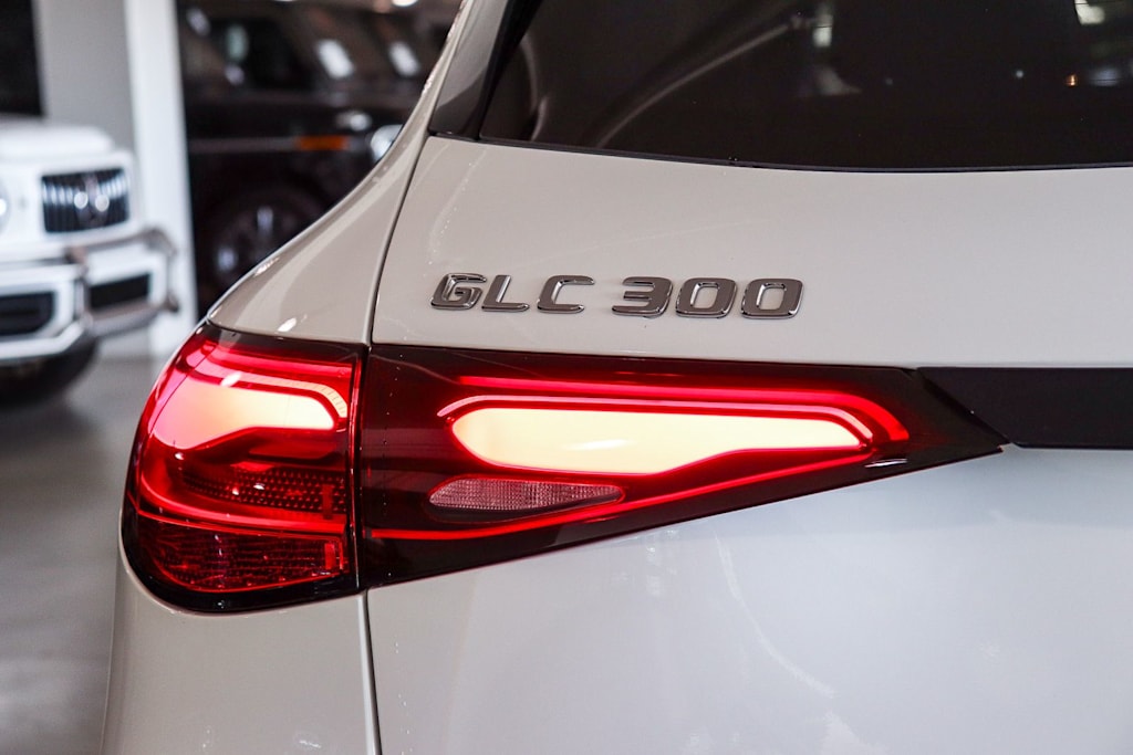 Thumbnail: 2026 Mercedes-Benz GLC - 23