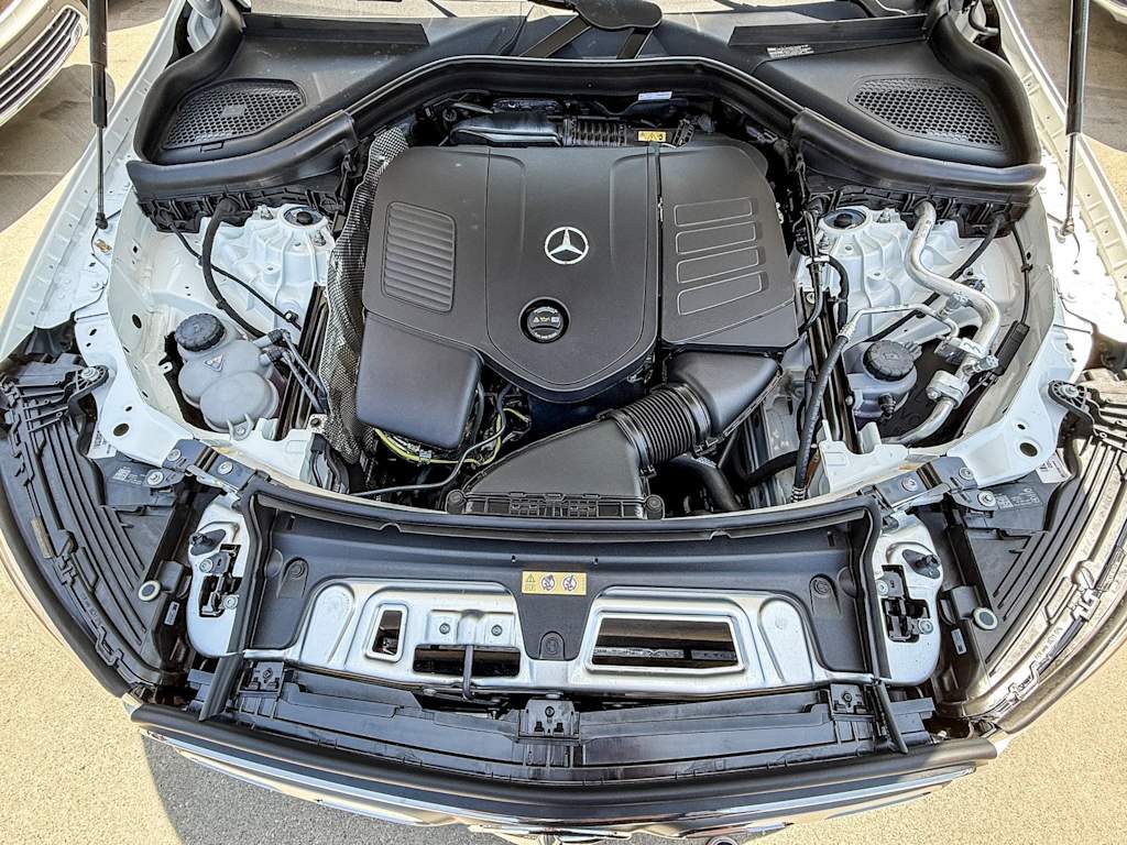 Thumbnail: 2025 Mercedes-Benz GLC - 6