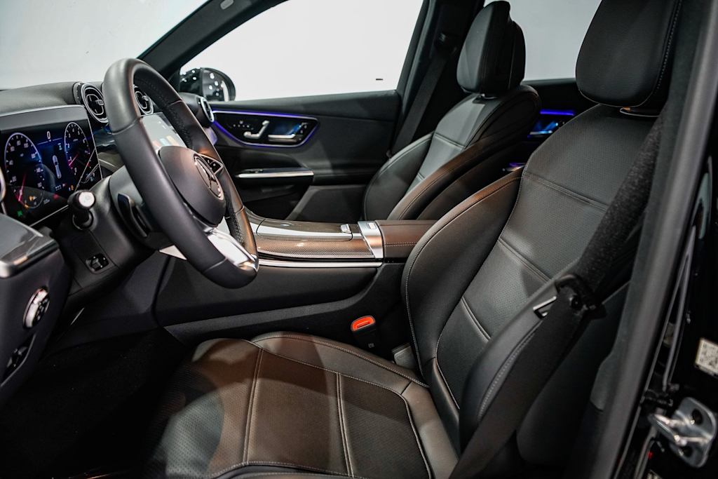 Thumbnail: 2025 Mercedes-Benz GLC - 10