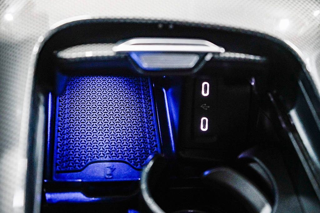 Thumbnail: 2025 Mercedes-Benz GLC - 24