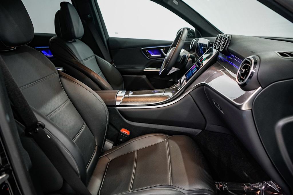 Thumbnail: 2025 Mercedes-Benz GLC - 9