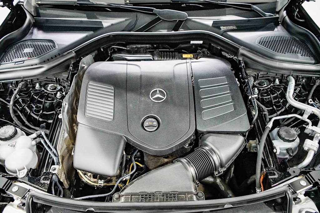 Thumbnail: 2025 Mercedes-Benz GLC - 7