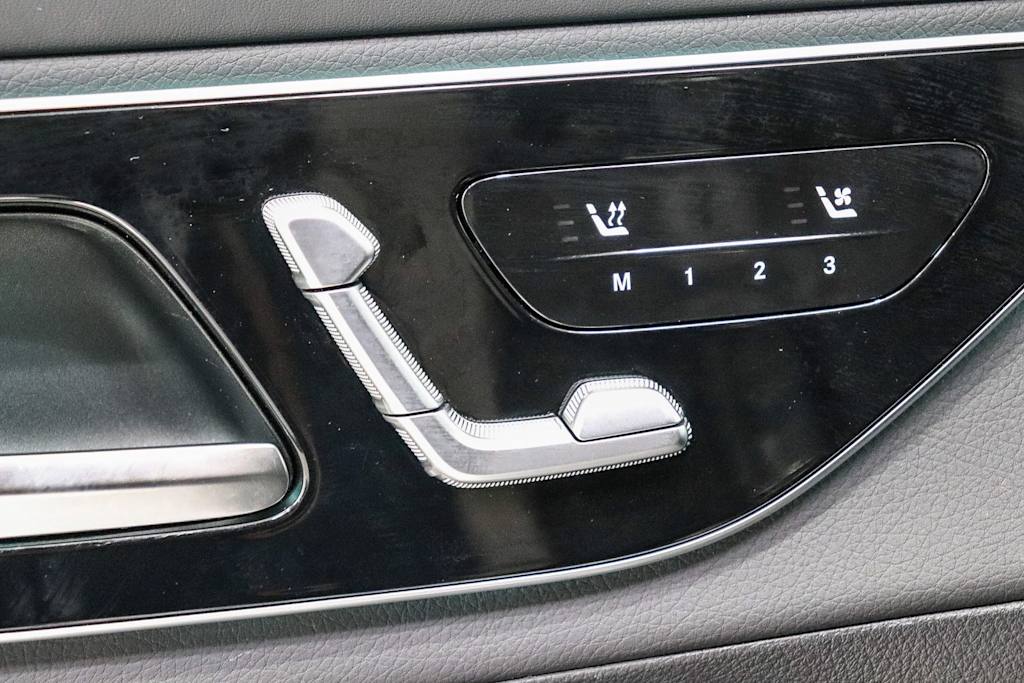 Thumbnail: 2026 Mercedes-Benz GLC - 24