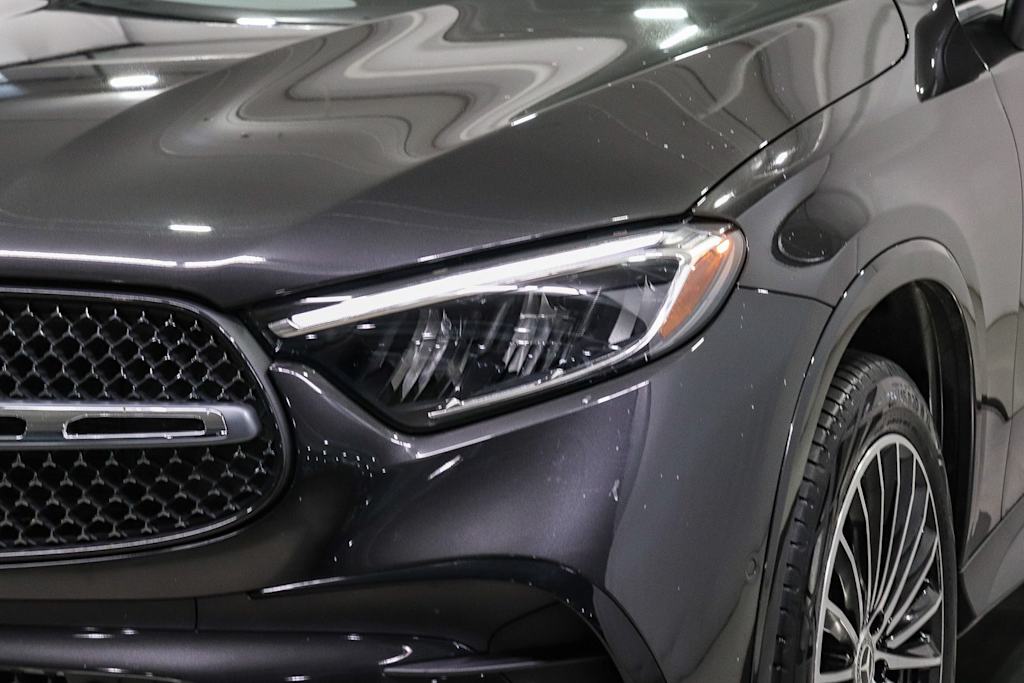 Thumbnail: 2026 Mercedes-Benz GLC - 19