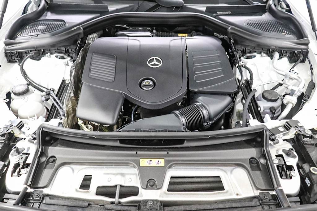 Thumbnail: 2026 Mercedes-Benz GLC - 8