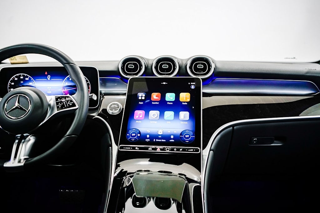 Thumbnail: 2025 Mercedes-Benz GLC - 8