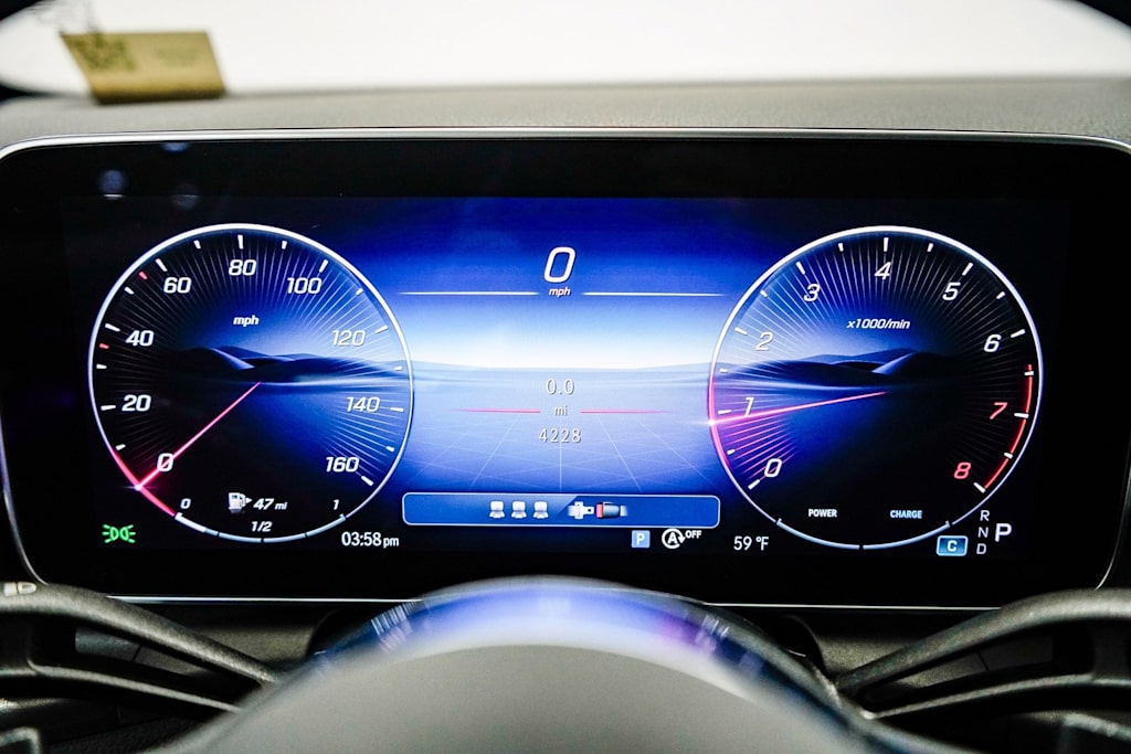 Thumbnail: 2025 Mercedes-Benz GLC - 28