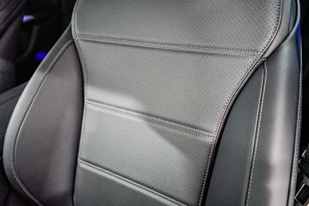 Thumbnail: 2025 Mercedes-Benz GLC - 29