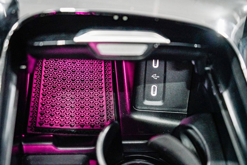 Thumbnail: 2025 Mercedes-Benz GLC - 25