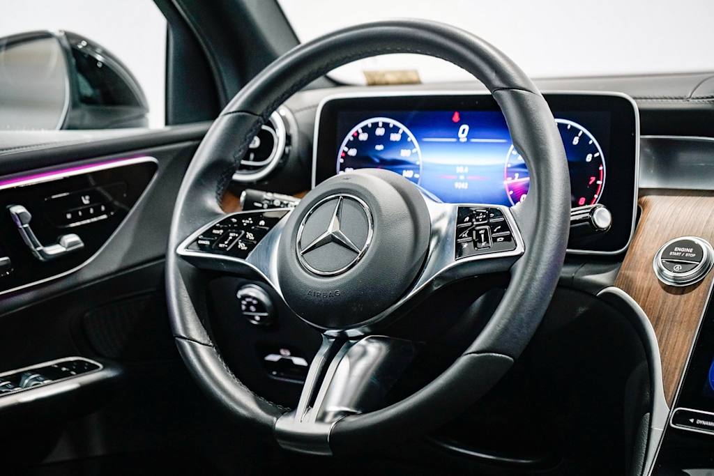 Thumbnail: 2025 Mercedes-Benz GLC - 12