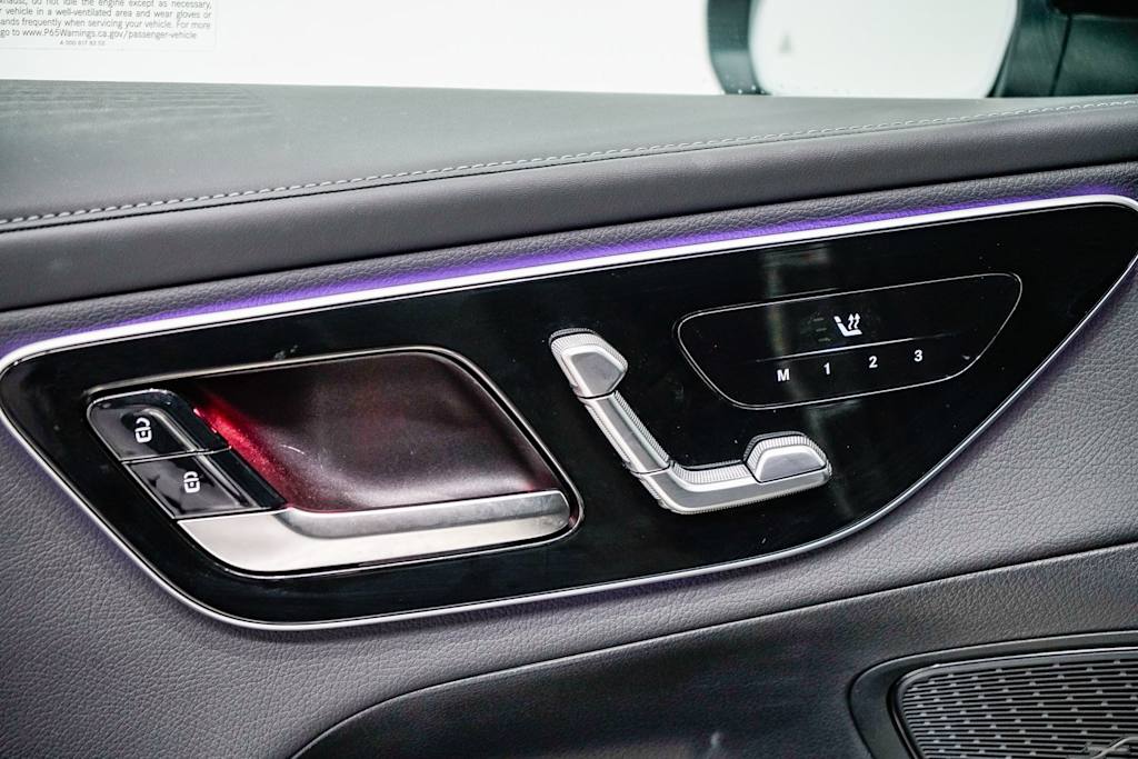 Thumbnail: 2025 Mercedes-Benz GLC - 23