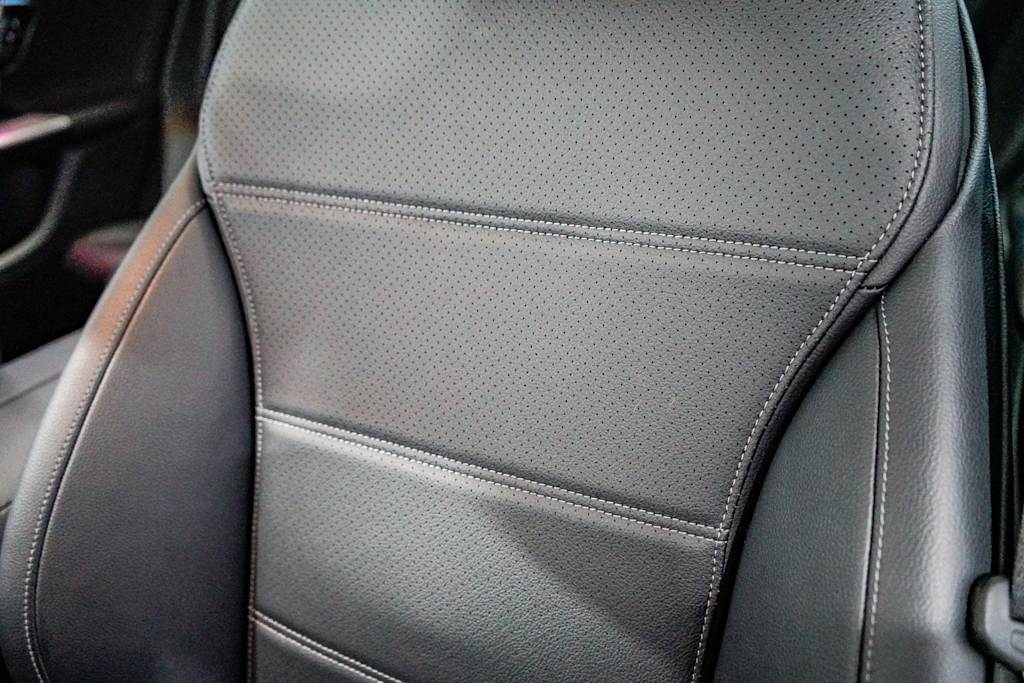 Thumbnail: 2025 Mercedes-Benz GLC - 28