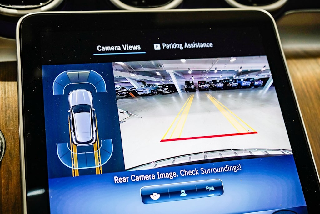 Thumbnail: 2025 Mercedes-Benz GLC - 26