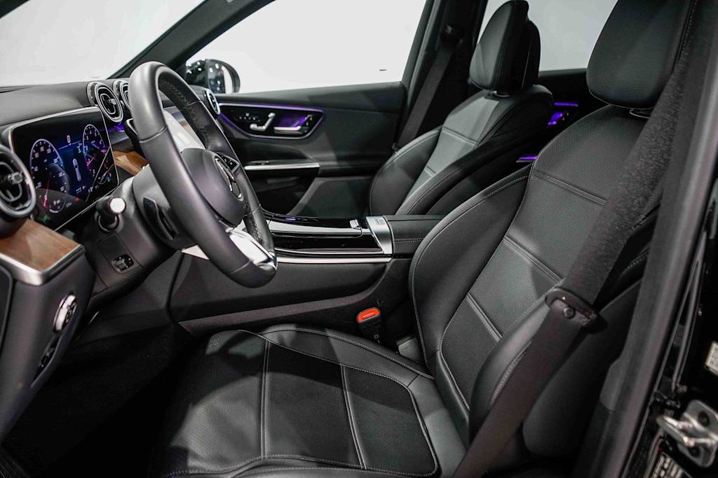 Thumbnail: 2025 Mercedes-Benz GLC - 10