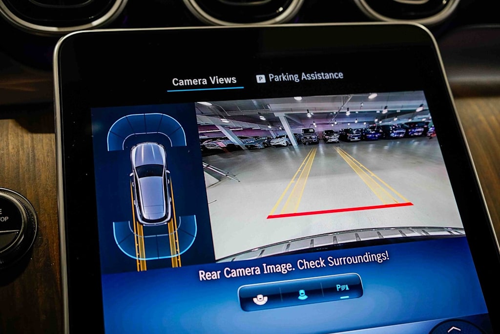 Thumbnail: 2025 Mercedes-Benz GLC - 26