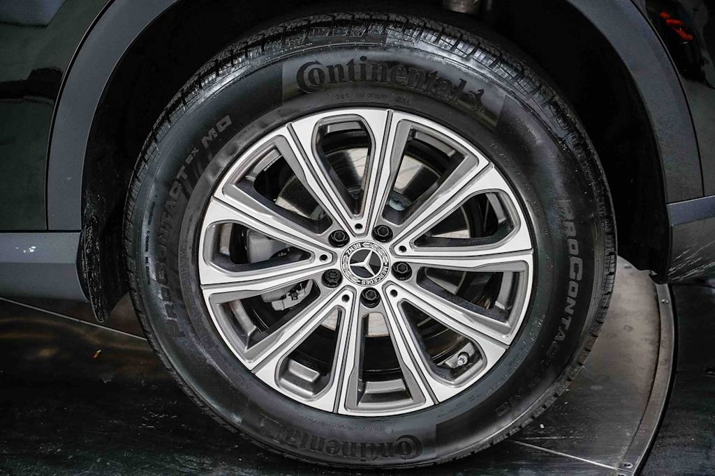 Thumbnail: 2025 Mercedes-Benz GLC - 6