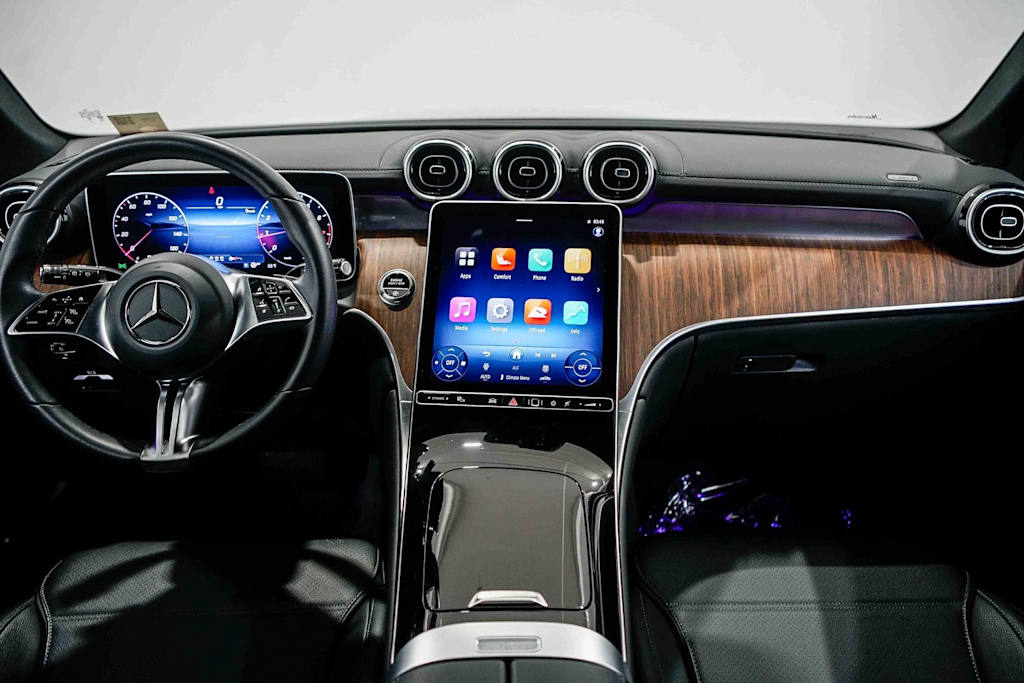 Thumbnail: 2025 Mercedes-Benz GLC - 2