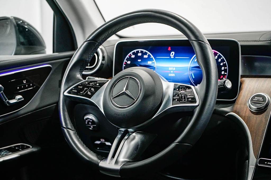 Thumbnail: 2025 Mercedes-Benz GLC - 12