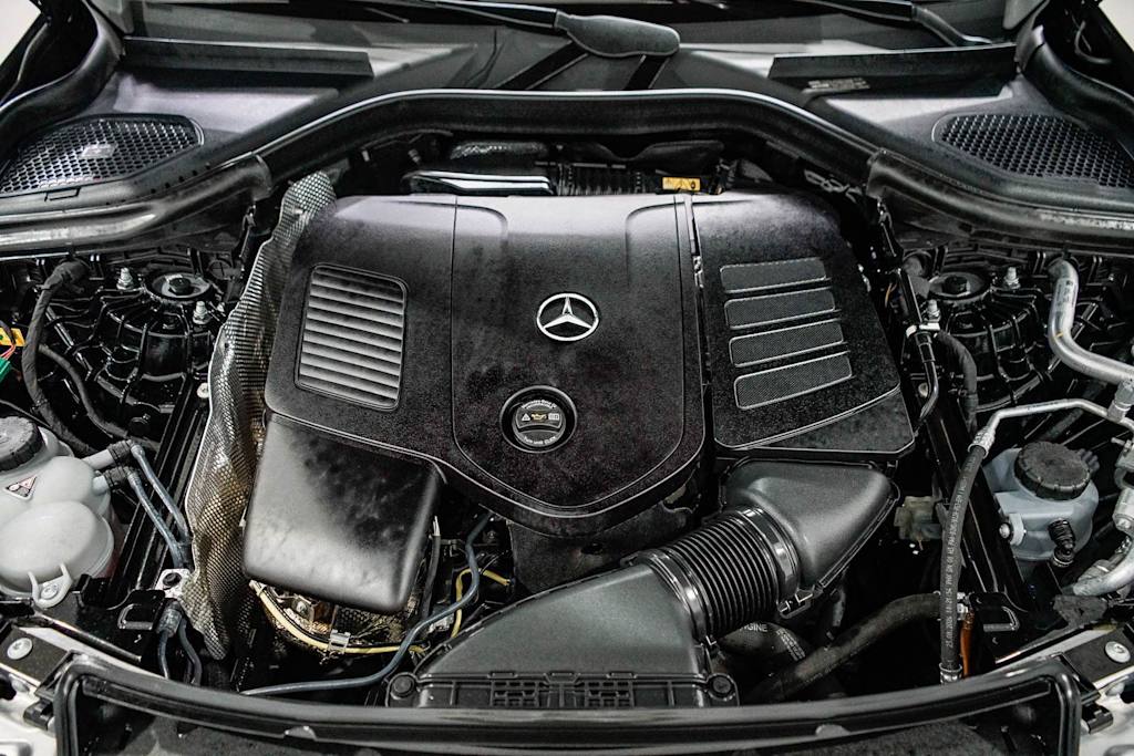 Thumbnail: 2025 Mercedes-Benz GLC - 7