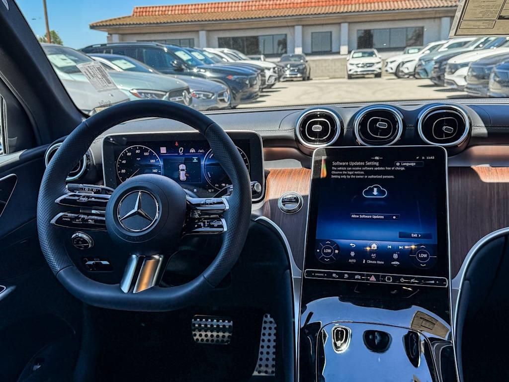 Thumbnail: 2025 Mercedes-Benz GLC - 8