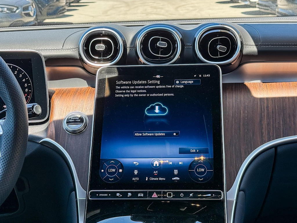 Thumbnail: 2025 Mercedes-Benz GLC - 13