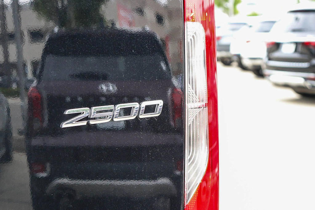 Thumbnail: 2026 Mercedes-Benz Sprinter - 6