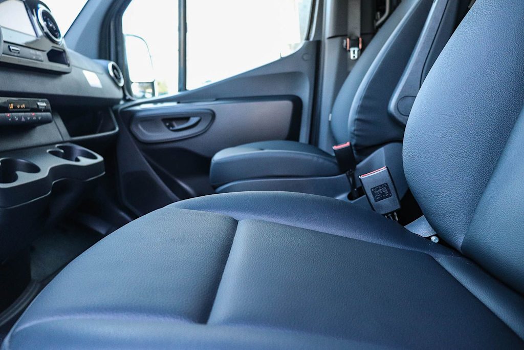 Thumbnail: 2026 Mercedes-Benz Sprinter - 10