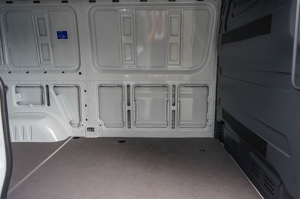 Thumbnail: 2026 Mercedes-Benz Sprinter - 16