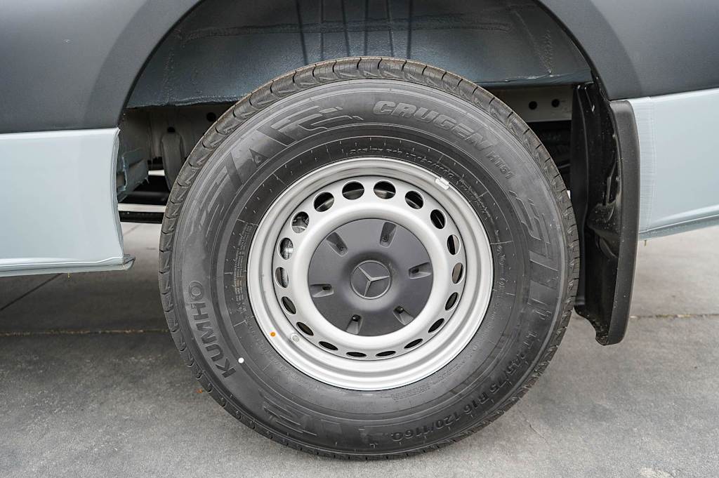 Thumbnail: 2026 Mercedes-Benz Sprinter - 6