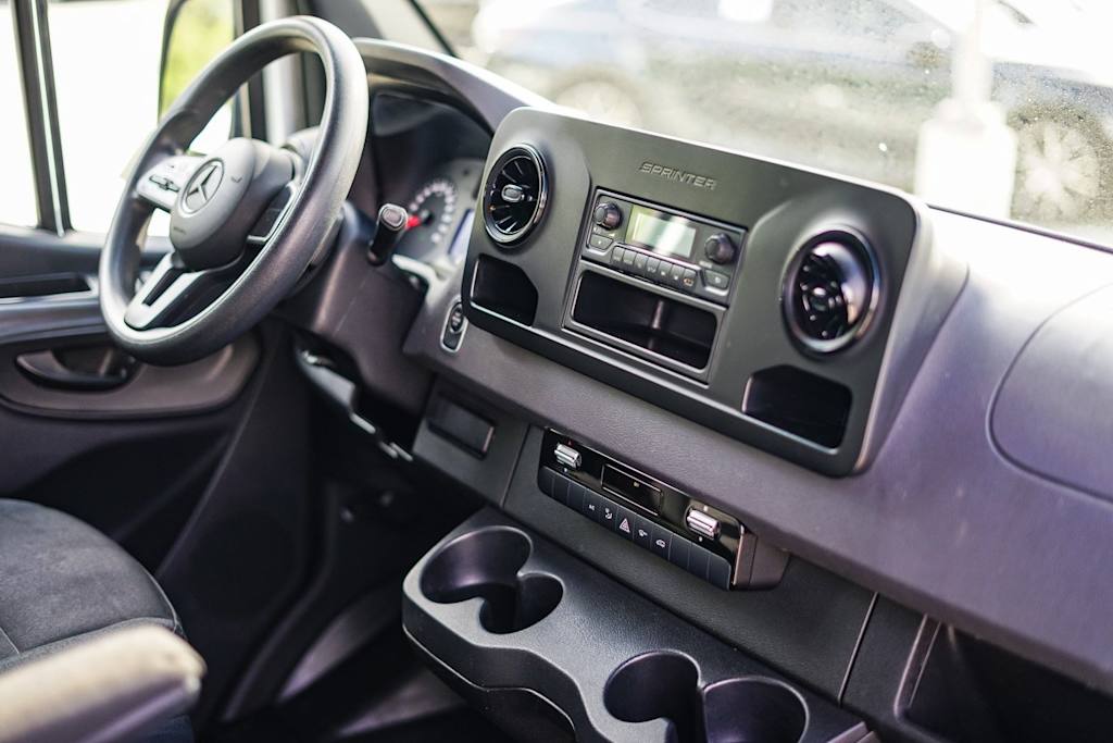 Thumbnail: 2023 Mercedes-Benz Sprinter - 2